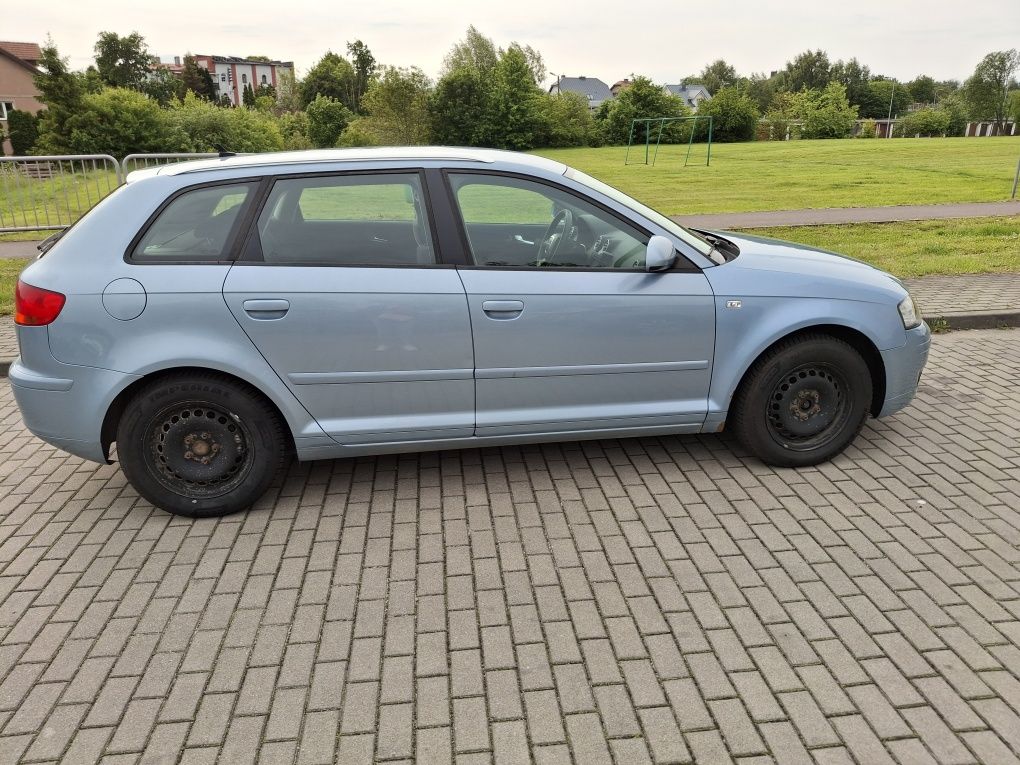 Sprzedam Audi A 3 8 P 2.0
