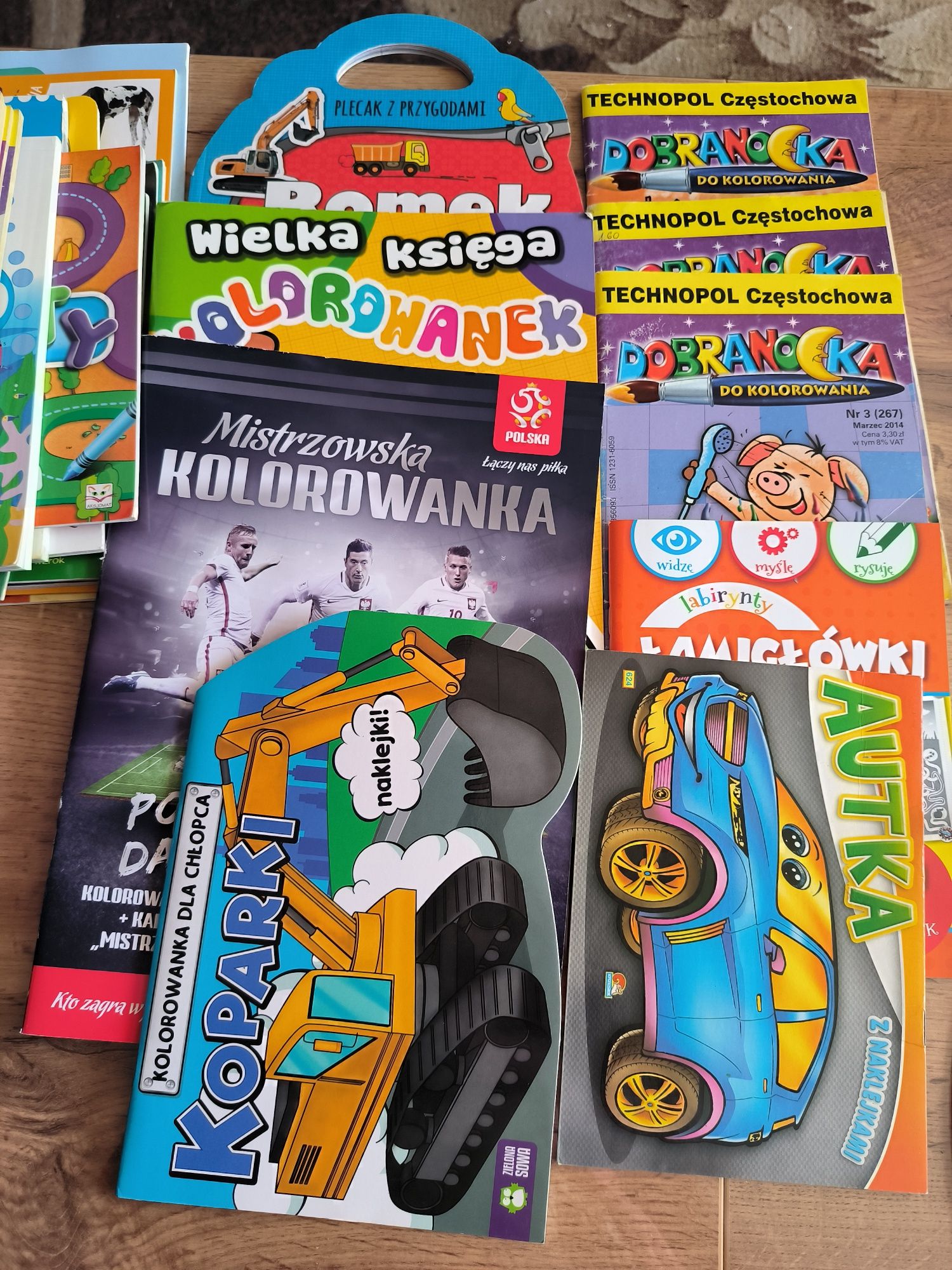 Kolorowanki, labirynty , książeczki 36 sztuk.