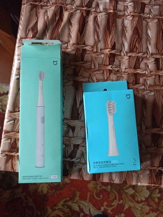 Електрична зубна щітка Xiaomi Mijia T100 + 3 насадки