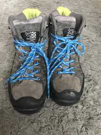 Buty marki Karrimor