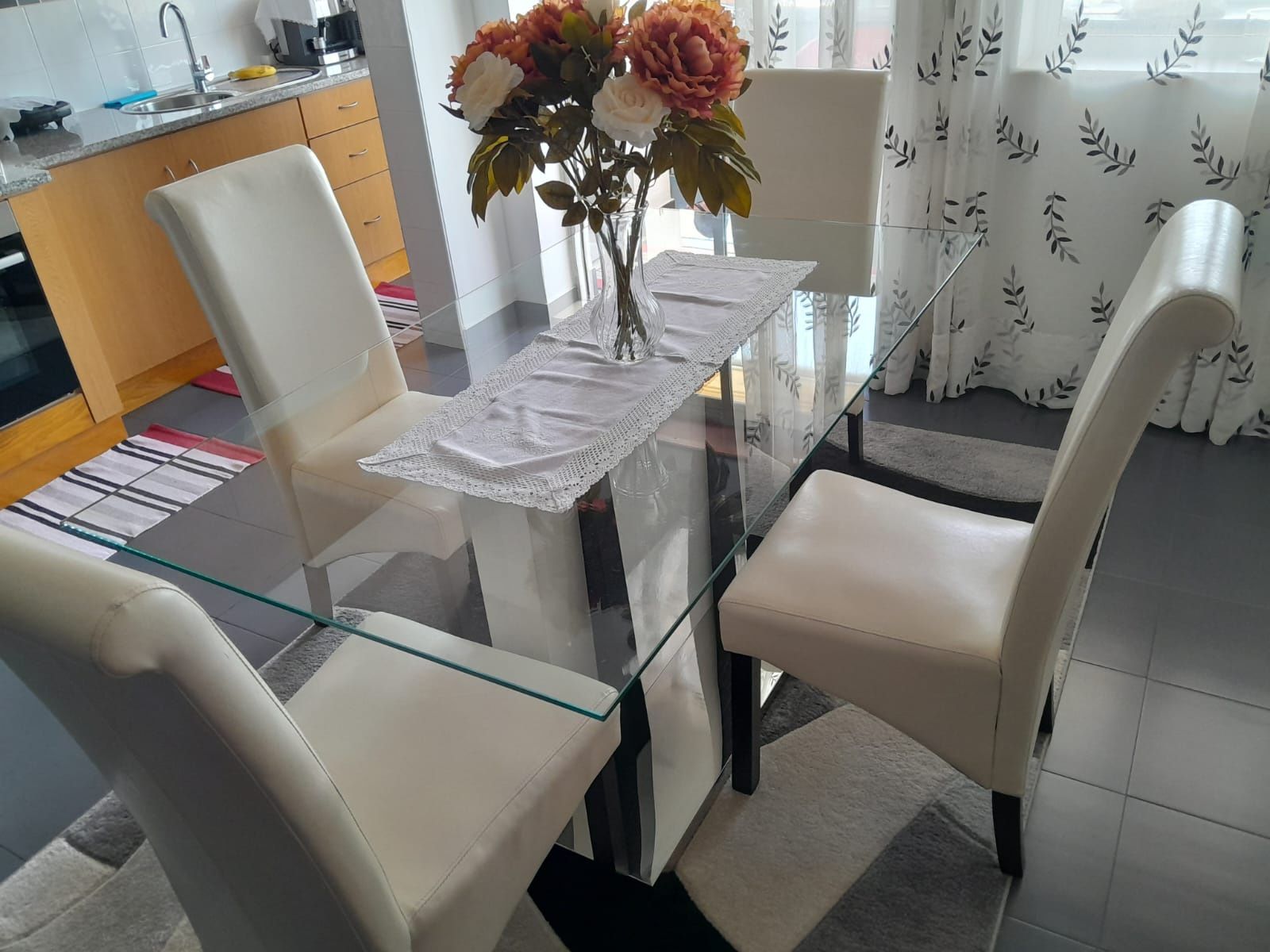 Mesa de vidro cozinha