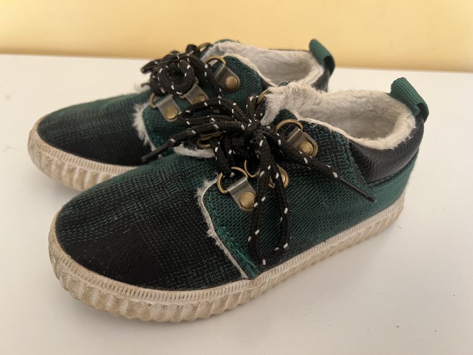 Trampki reserved rozmiar 26