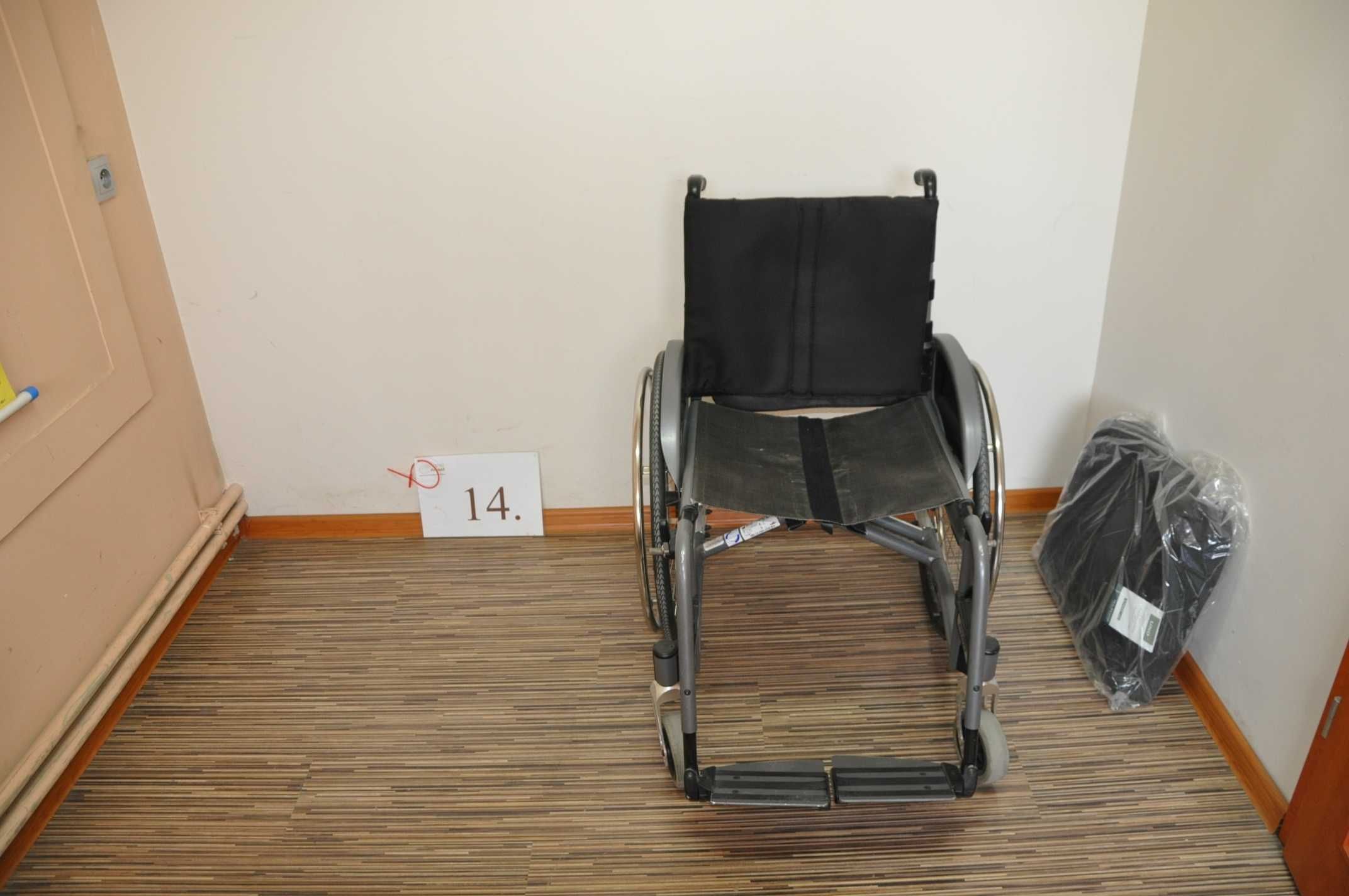 Wózek inwalidzki Meyra Activ ZX3 48 cm 150 kg FAKTURA