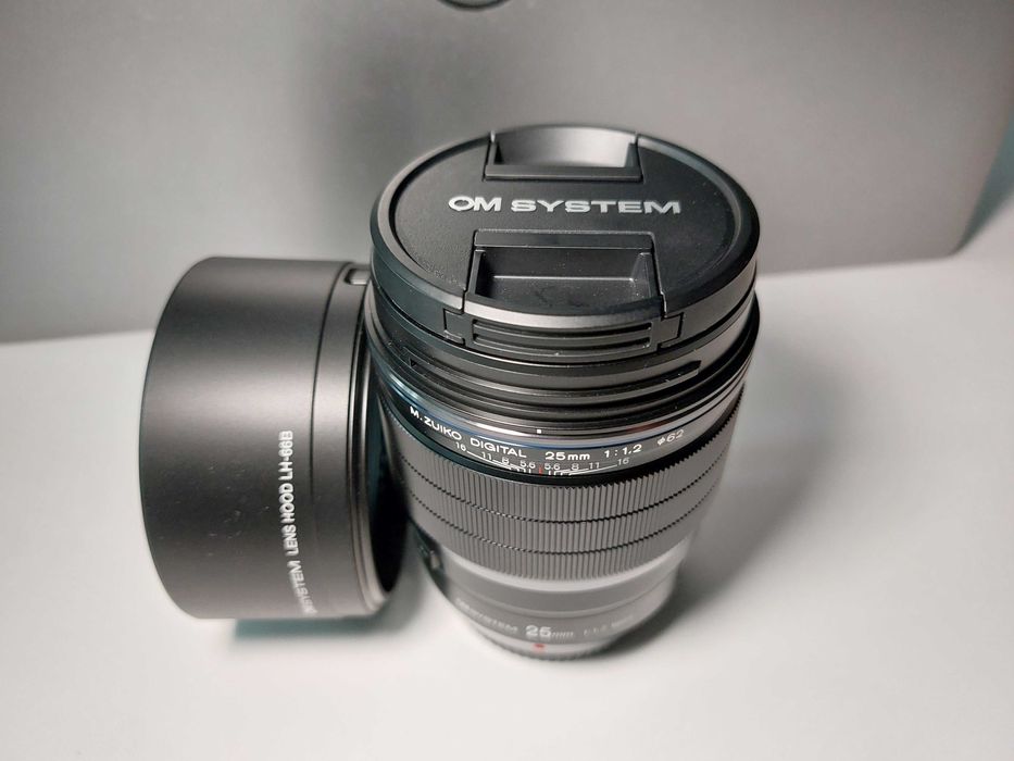 OM System M.Zuiko Digital ED 25 mm F 1.2 PRO (czarny)