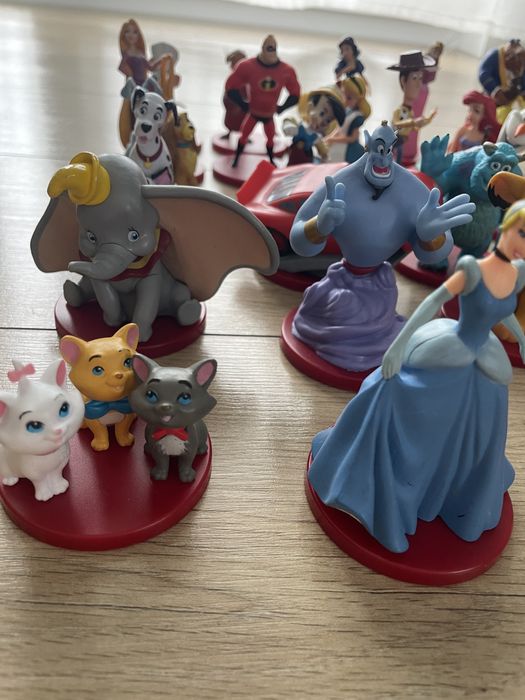 Zestaw ksiazek i figurek audiobajki disney deagostini