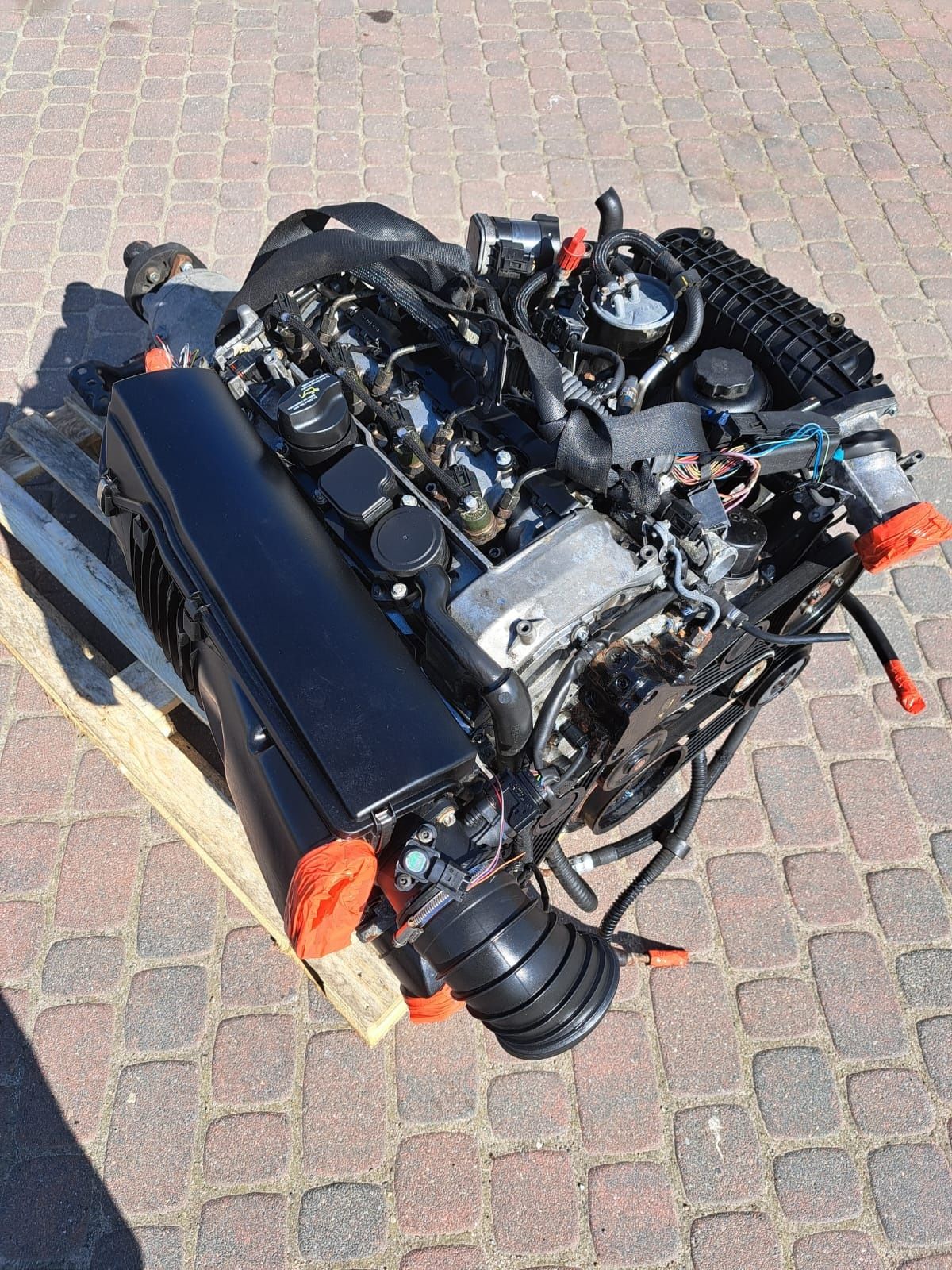 SILNIK KOMPLETNY E KLASA W211 2.2  646.961 motor wysyłka odbiór