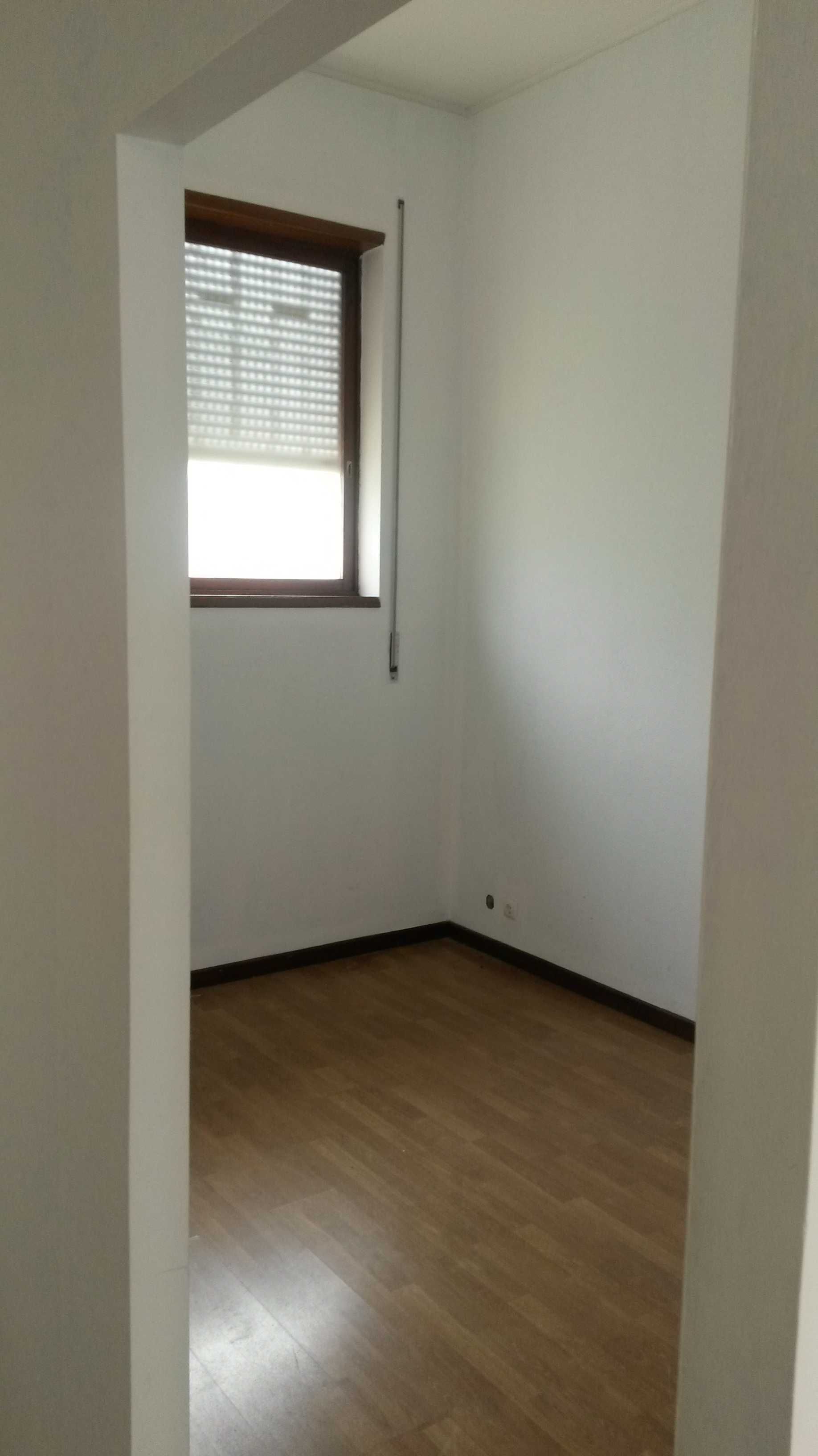Loja ou Escritório qualquer ramo de comércio ou serviços com 55 m2