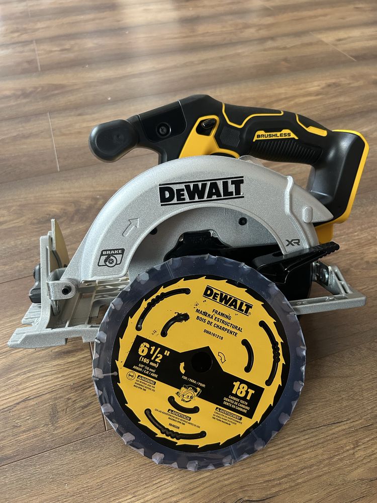 Piła tarczowa DeWalt