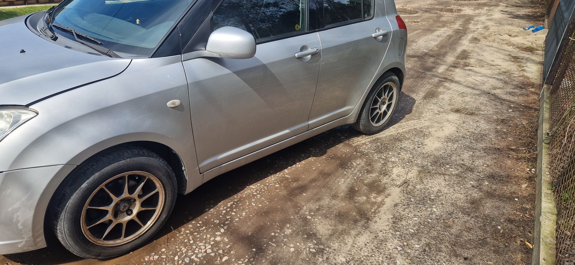 Suzuki swift mk6 drzwi lewe tył tylne idealne