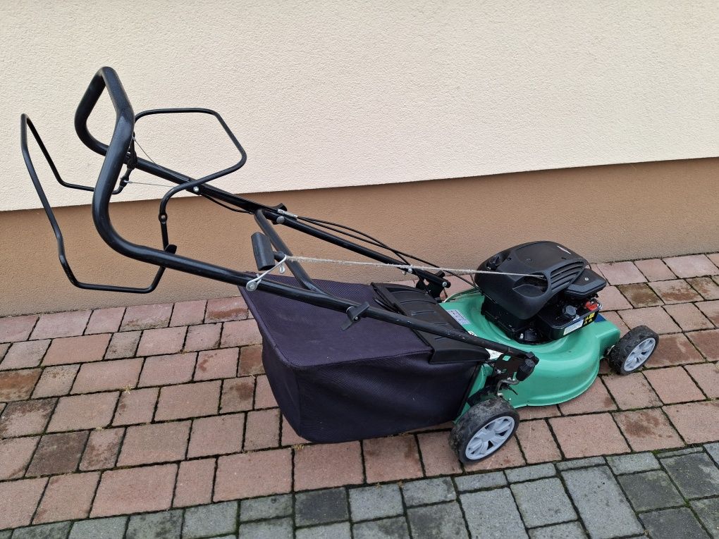 Kosiarka spalinowa Briggs&Stratton 3,5KM kosz napęd