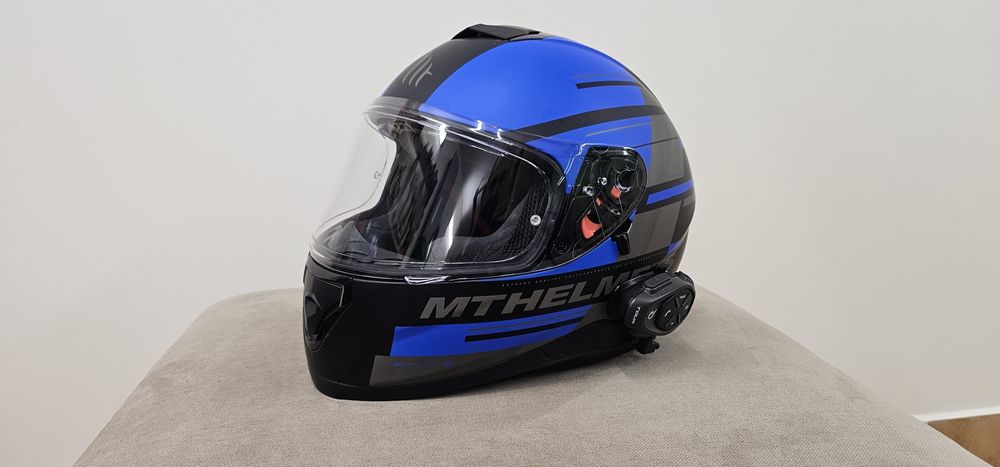 Kask motocyklowy MT helmets + interphone tour rozmiar M