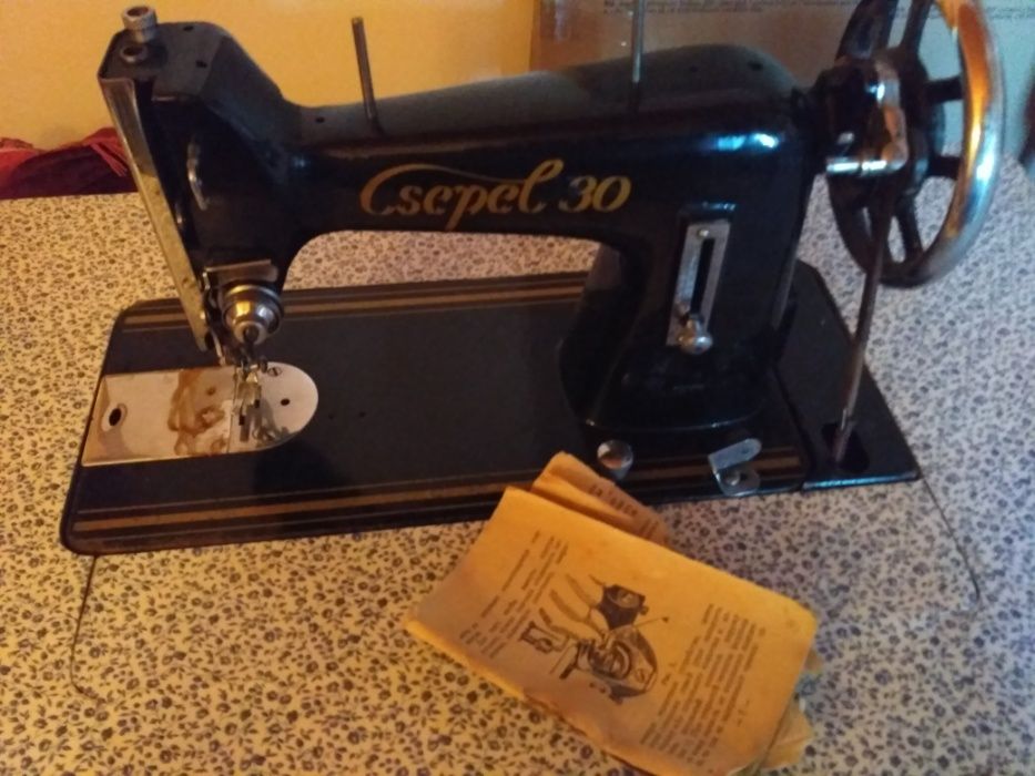 Швейная машинка Csepel 30 Чепель 30