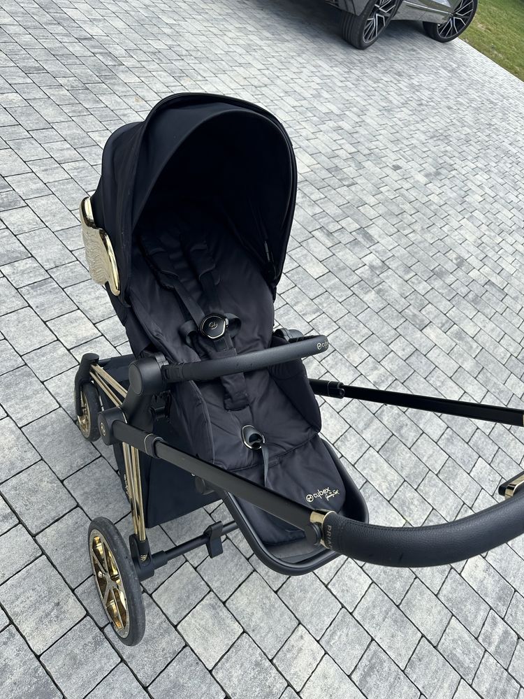 Spacerówka Cybex Priam 4.0 Jeremy Scott czarna ze skrzydłami