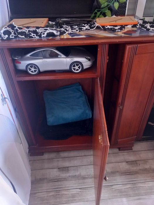 Móveis de cubos, caixas de arrumação a parte.Movel madeira tv