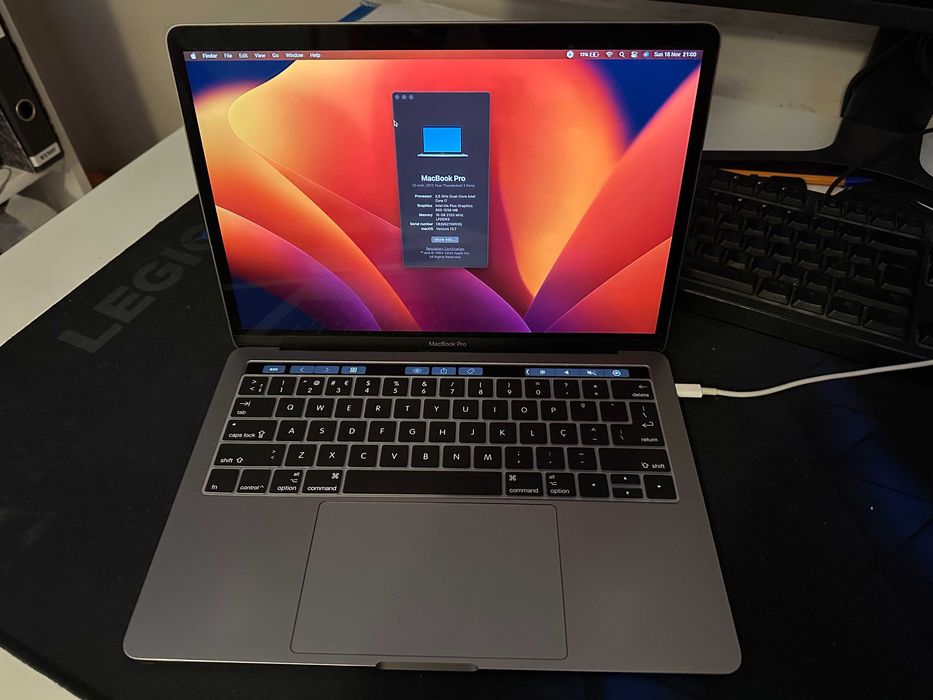MacBook Pro 13"  i7 - 3.5GHz
