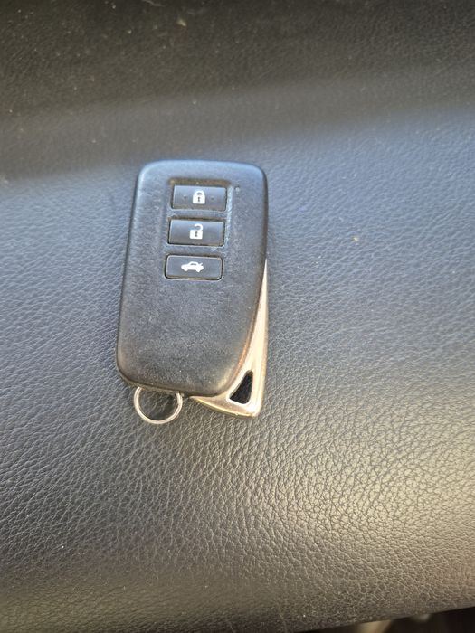 Lexus is iii 14 18r kluczyk