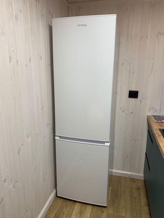 Холодильник Elenberg