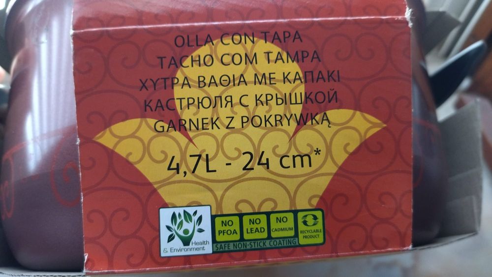 Panela TEFAL com tampa