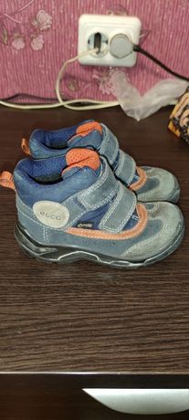 Детские демисезонные ботинки кросовки Ecco размер 27