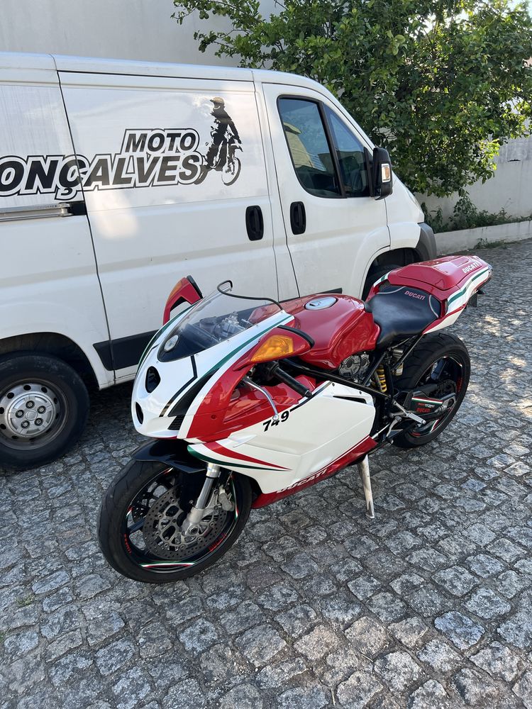 Ducati 749.