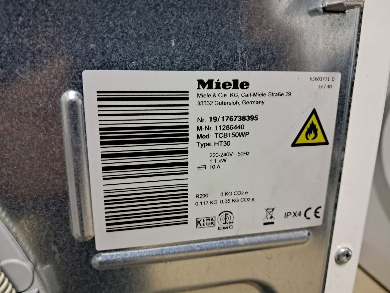 Компресорна сушильна машина Miele TCB 150 WP Серія T1 8 kg