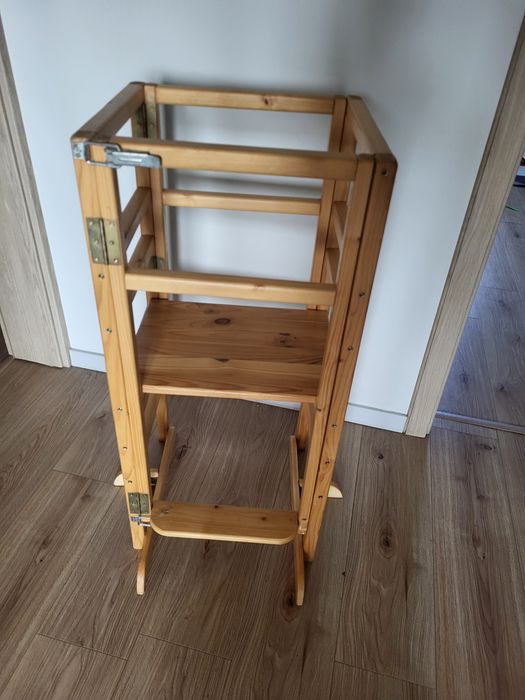 Składany Kitchen heleper, pomocnik kuchenny dla dzieci