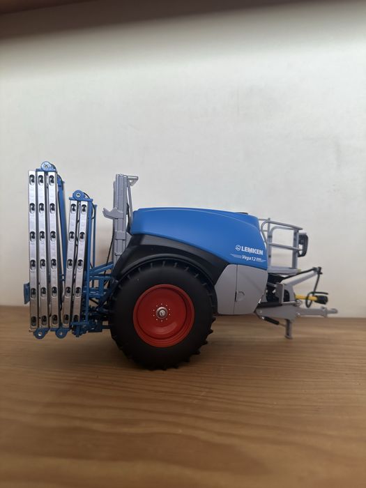 Wiking 7820 escala 1:32 novo