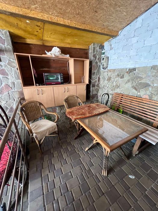 Аренда 3к дом центр города. Вверх Артёма