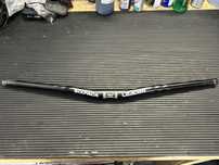 Kierownica sixpack leader 31.8 750 mm