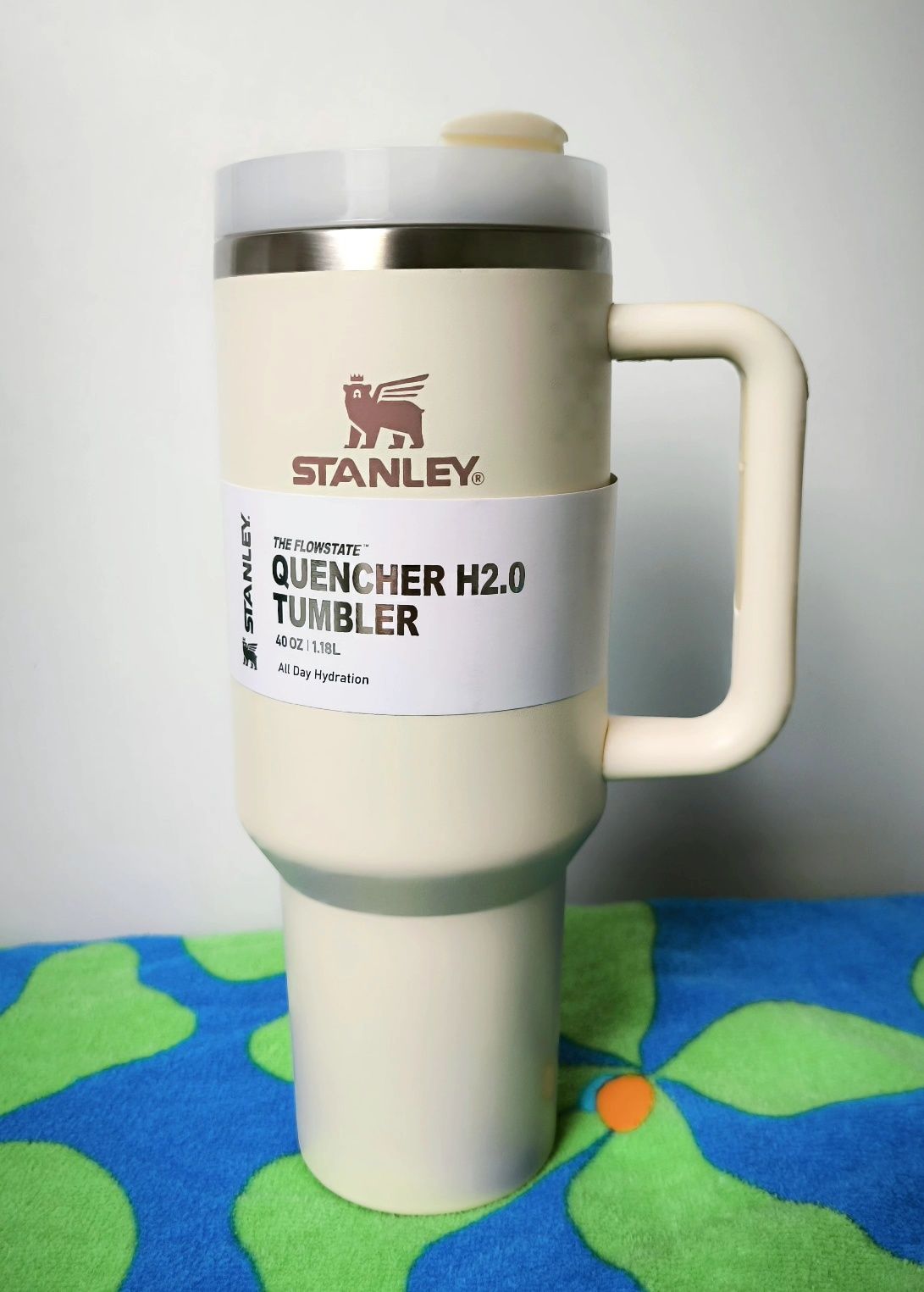 Beżowy kremowy Kubek Stanley