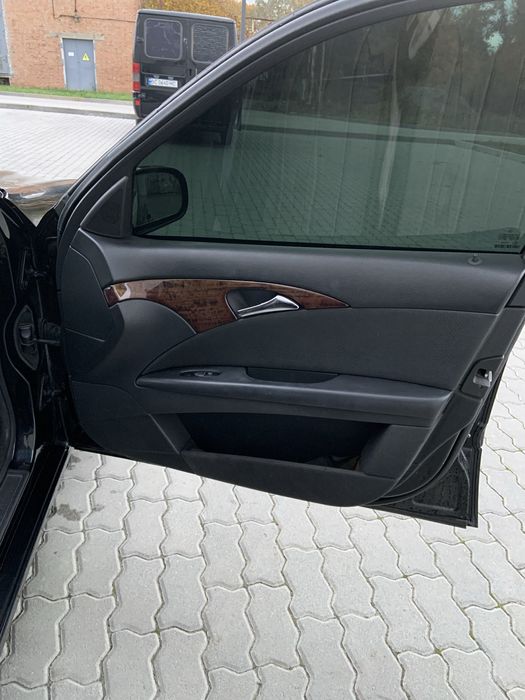 Mercedes-Benz E200 NGT 2005р