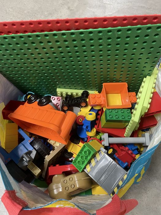 Lego duplo com bases