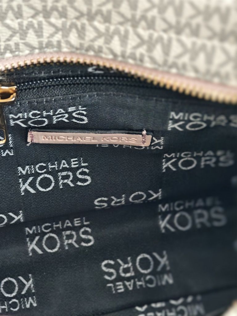 Жіноча сумочка Michael Kors