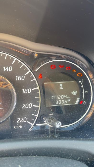 Nissan 1.2 Acenta 2013