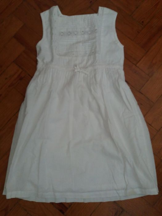 Vestido bordado inglês