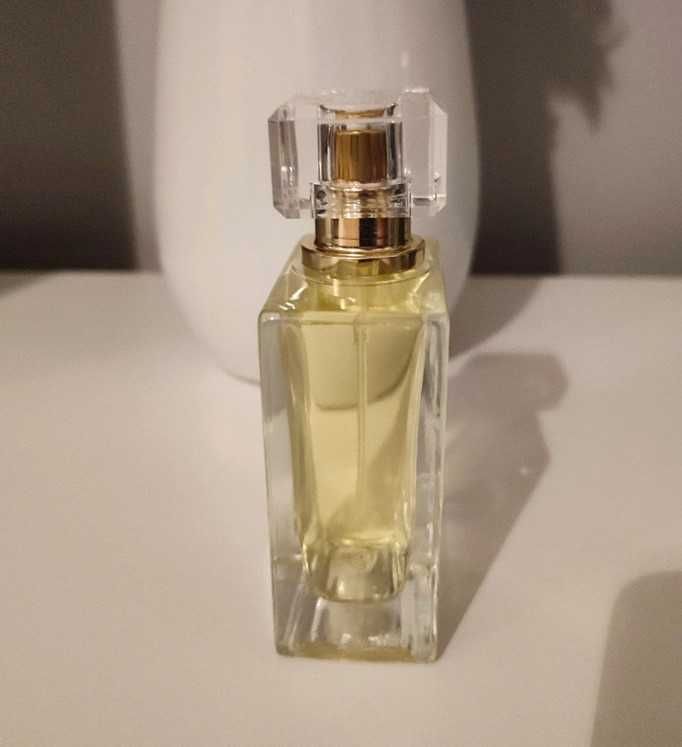 Paryskie perfumy męskie nowe