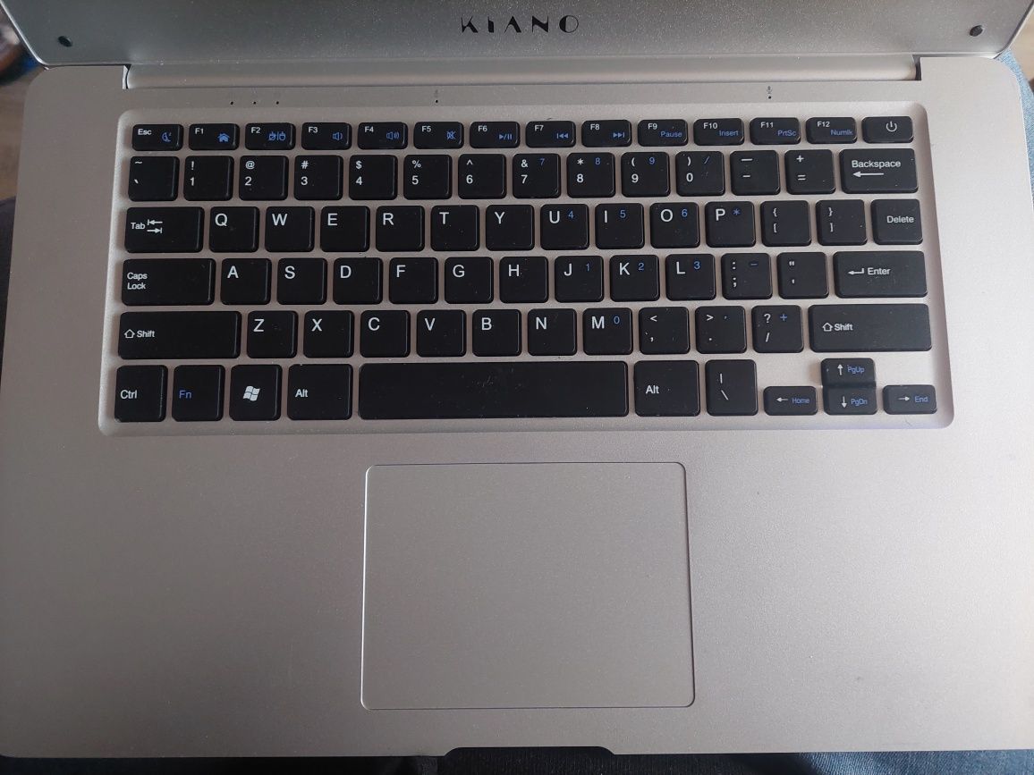Laptop Kiano SlimNote 14.1