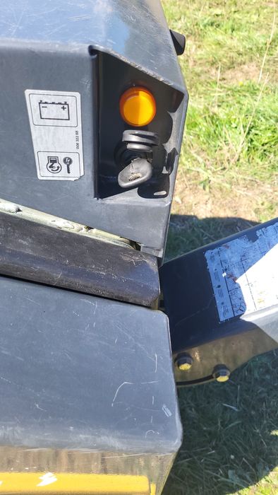 Cilindro bomag como novo