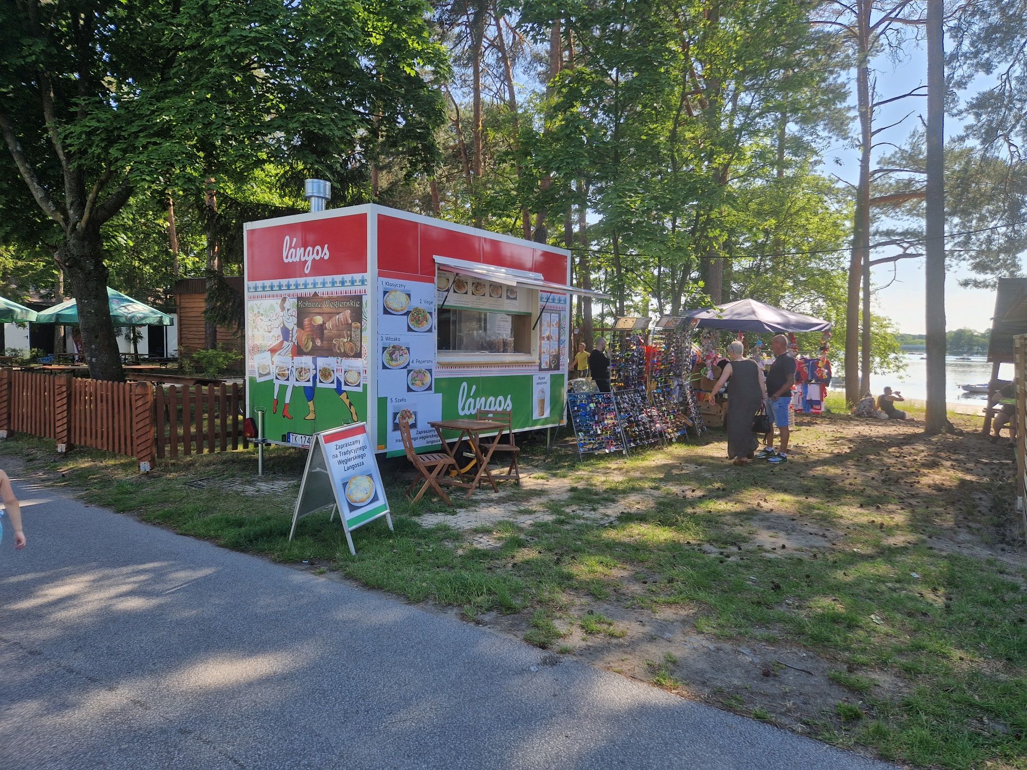 Sprzedam przyczepe gastronomiczna z langoszem 3.5 na 2 m 2024 r