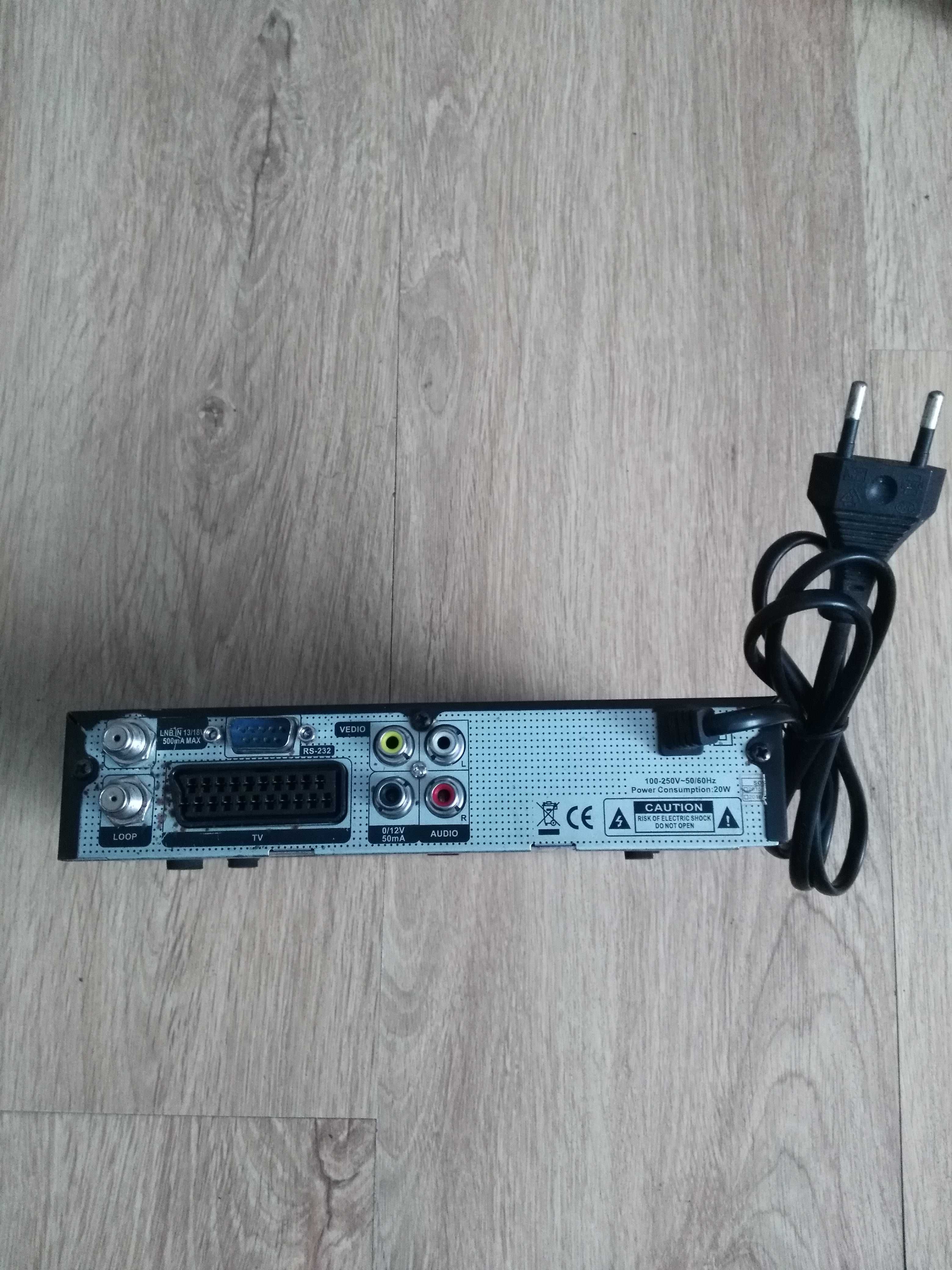 Спутниковый ресивер (тюнер) Lorton 4100 C