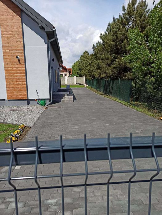 Dom w zabudowie bliźniaczej - Pęgów 6700 zł/m2