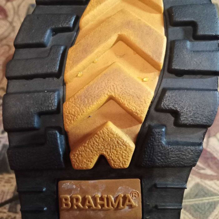 Продам б.у ботинки рабочие BRAHMA 39 р