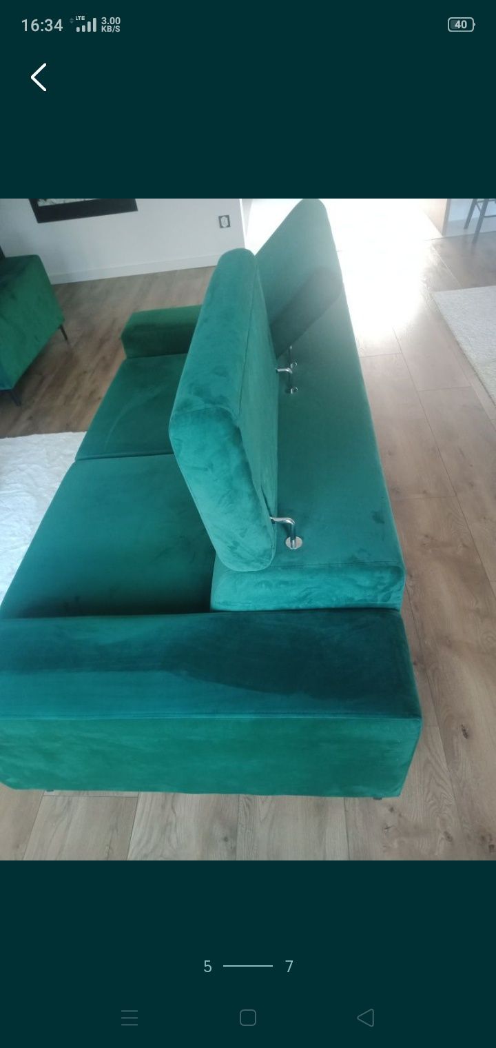 Solidne fotele i sofa.