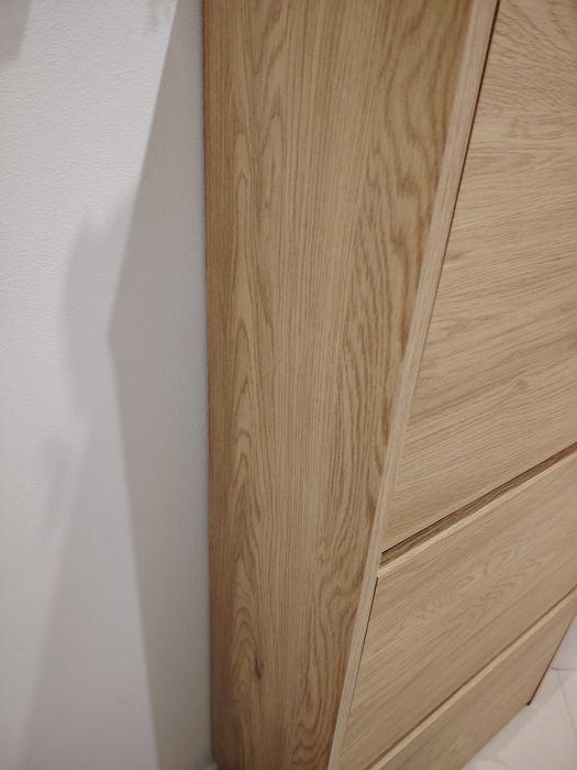 Sapateira alta em madeira