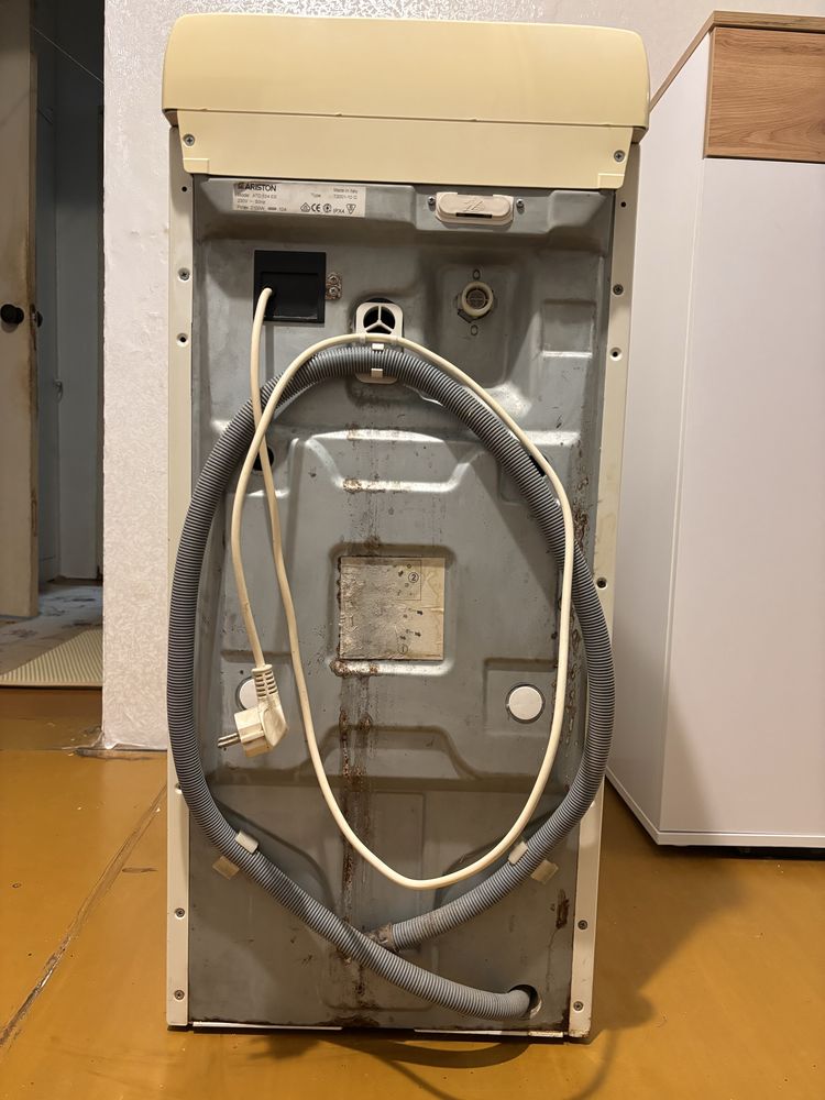 Стиральная машинка ARISTON ATD 104 EX