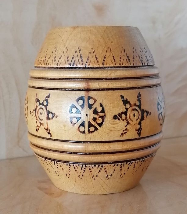 Олівниця, дерево