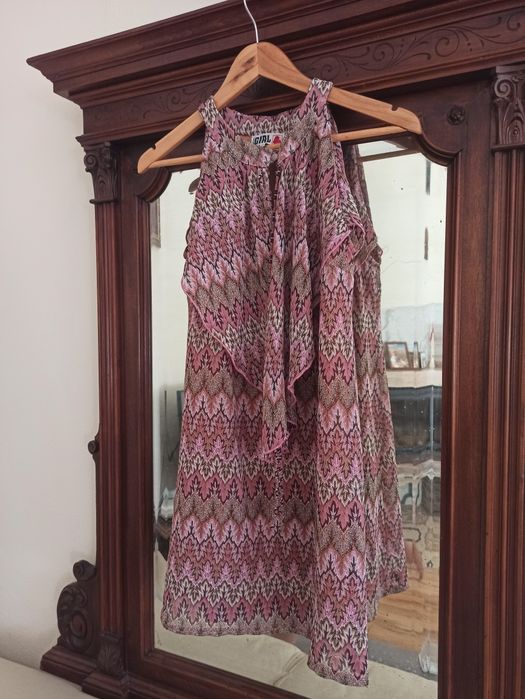 Sukienka z falbana s