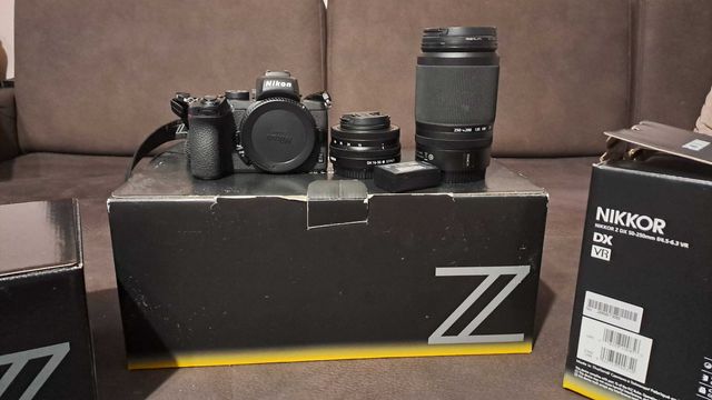 Nikon Z50 Nikkor Z  16-50 mm + Nikkor Z  50-250