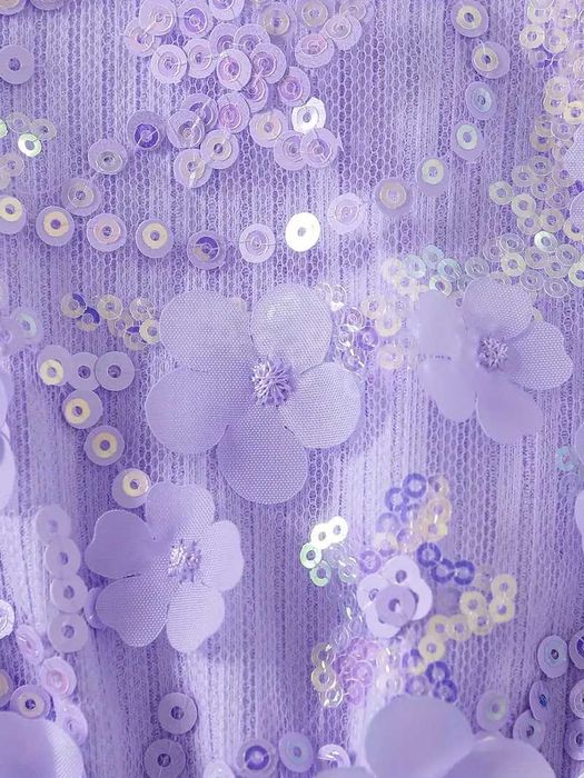 Нарядное сиреневое платье на 7-8 лет