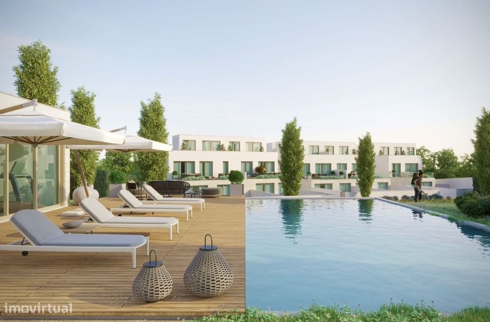 T3 Luminoso com Jardim Privativo em Condomínio de Luxo na Madalena